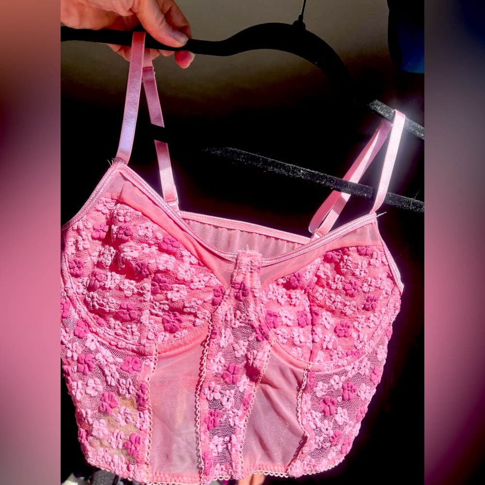 VTG 90s Strawberry Pink mauve Floral Lace Bodice Top • cropped lingerie tank